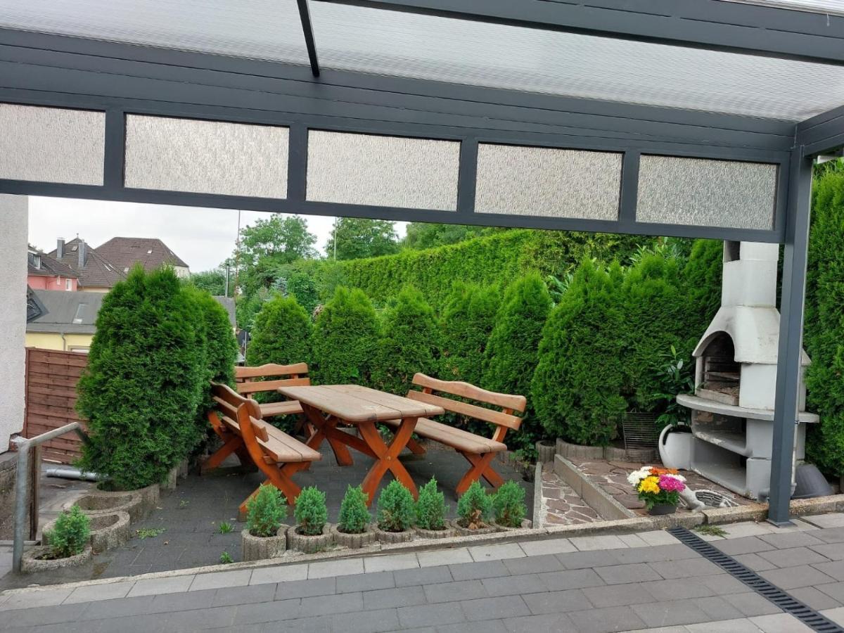 Отель Gaestezimmer Gasthof Becker Wulfrath Экстерьер фото