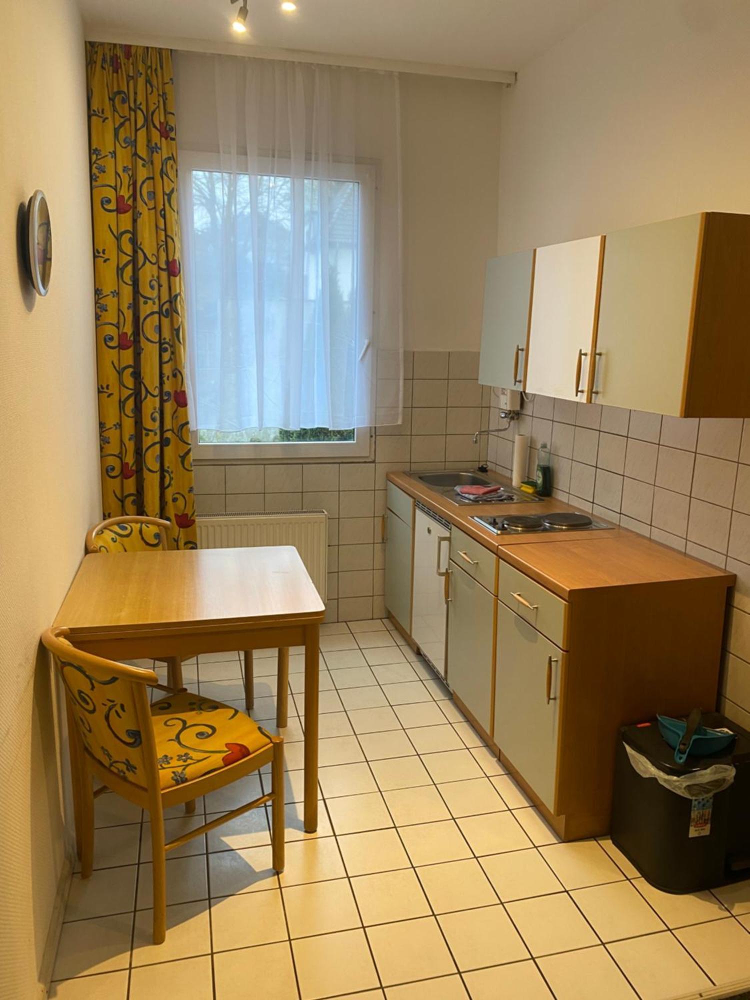 Отель Gaestezimmer Gasthof Becker Wulfrath Экстерьер фото
